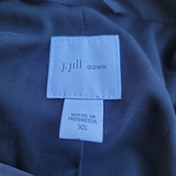 J Jill Women's Black Quilted 80% Down Puffer Coat Jacket Snap Sz XS - Picture 10 of 13